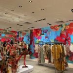 Dolce and Gabana Retail Store Use of Colour to attract shoppers